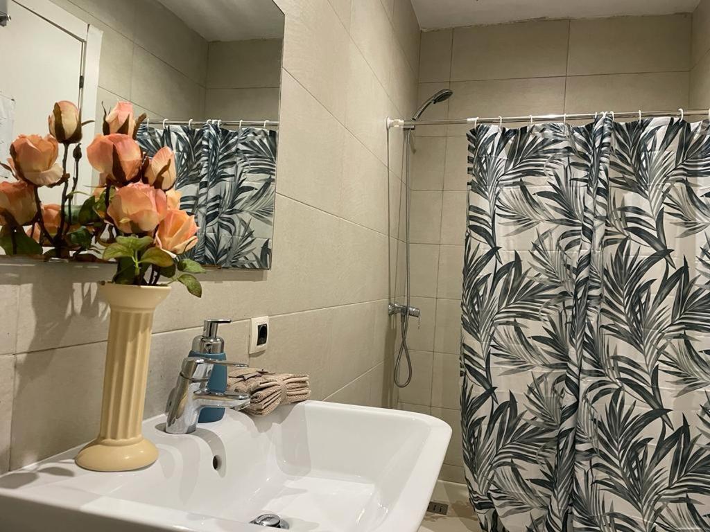 By La Rambla Rooms Barcelona Bagian luar foto